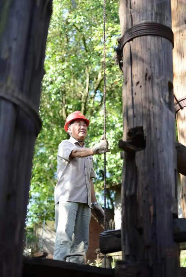 自贡国家级非遗 自贡井盐深钻汲制技艺