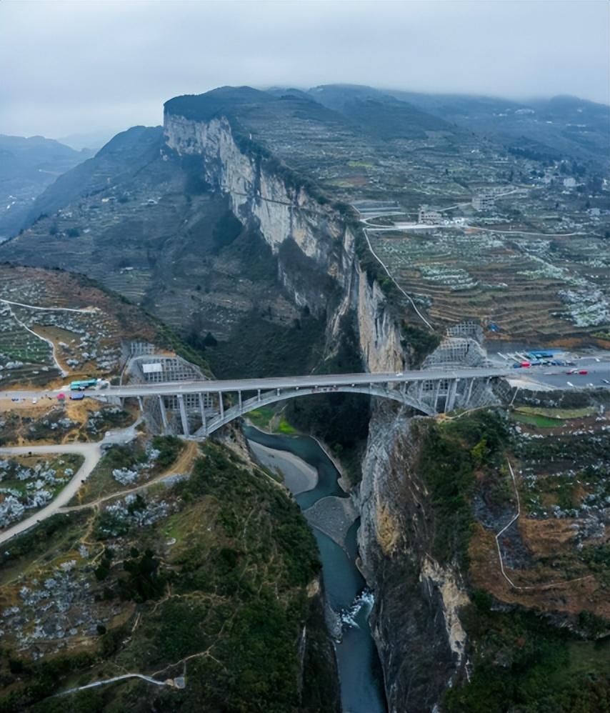 招商“最泸州”：泸州最雄伟峡谷景区！跨越三省，震撼来袭！