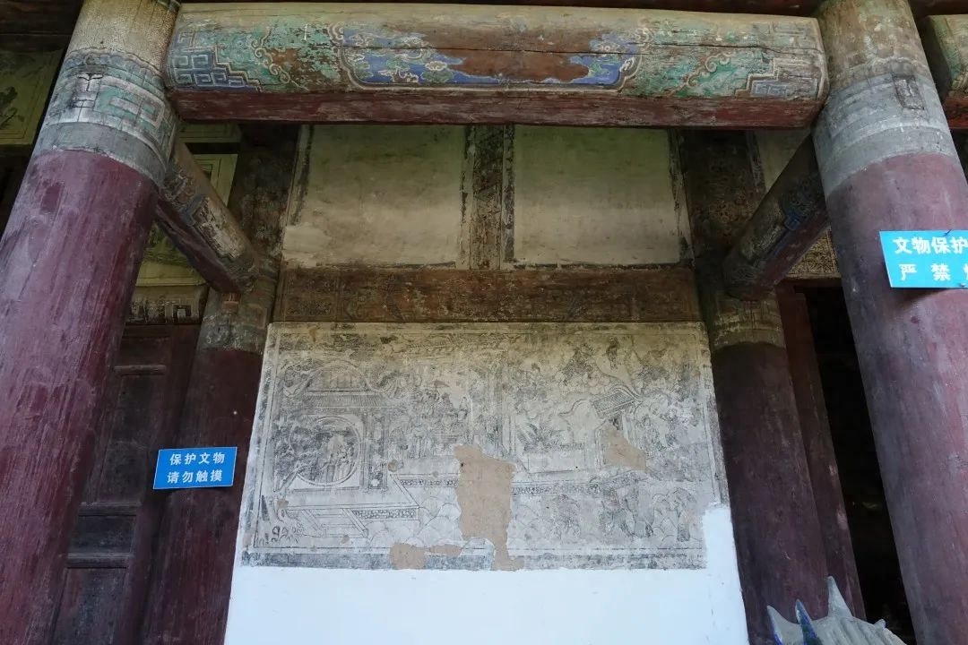 芙蓉四季鱼泉寺寻古 鱼跃山泉中，深山古寺幽
