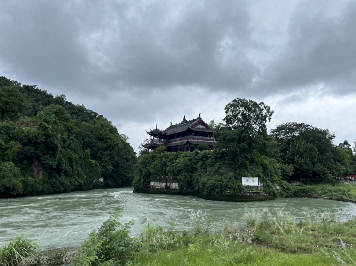 四川10个最美风景，去过6个就太幸福了！