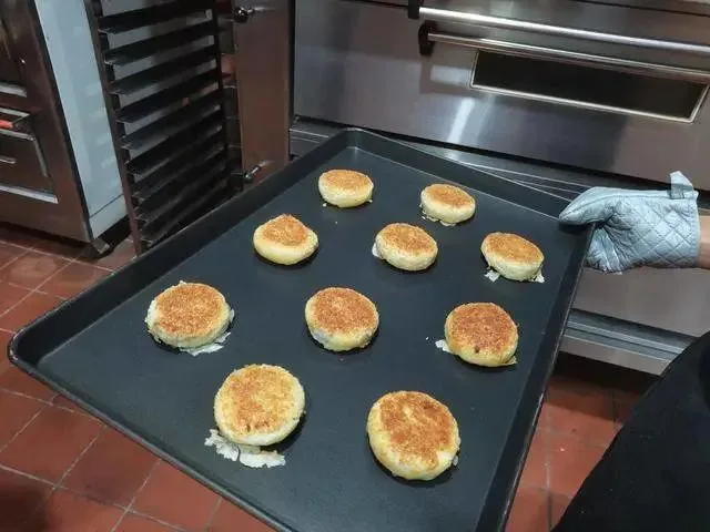 老泸州麻饼