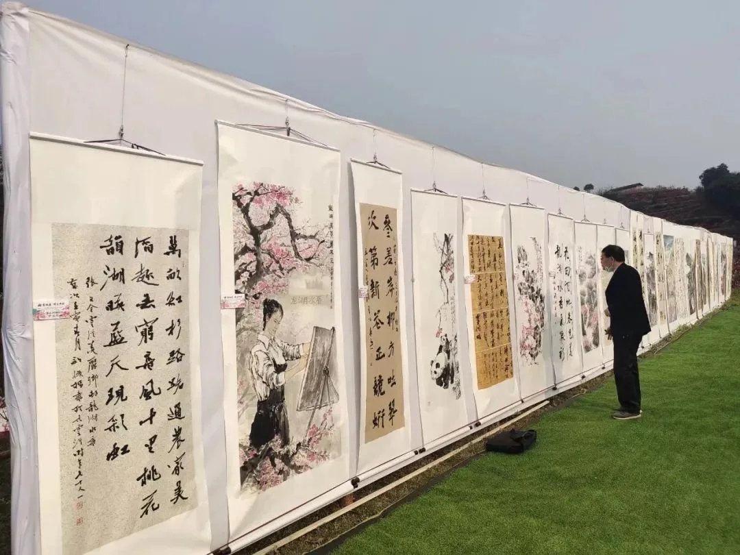 泸州三月赏花攻略 千亩桃花林 汉服入园免门票!