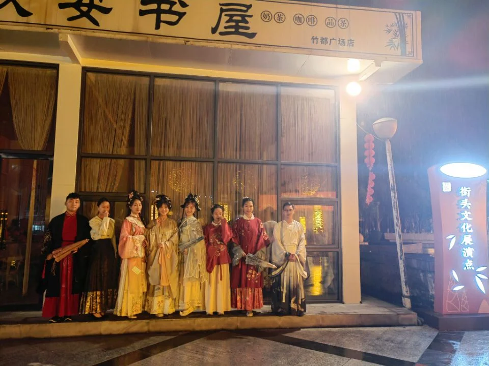 本周末!“饮歌”—香港电影音乐会宜宾酒都剧场开唱!