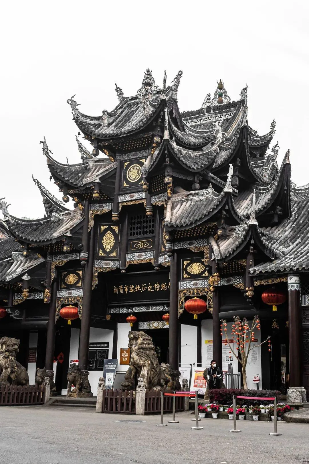 没有一只兔子能活着离开自贡 没有一个人能吃完走得动路