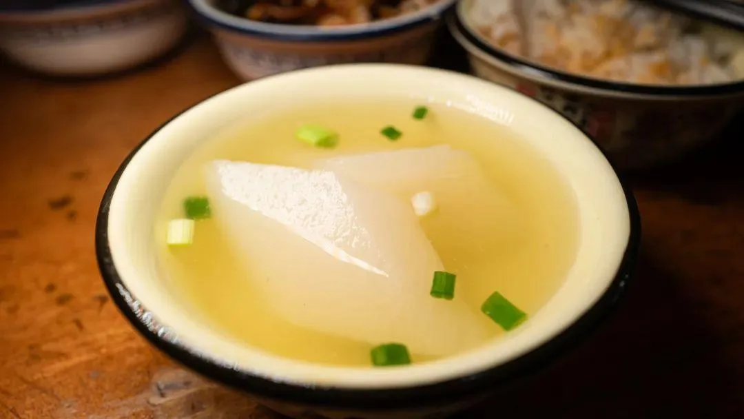 没有一只兔子能活着离开自贡 没有一个人能吃完走得动路