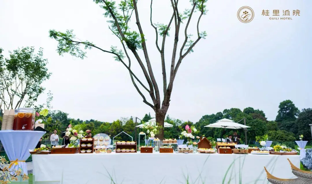 来桂里泊院酒店,就像住在森林里!