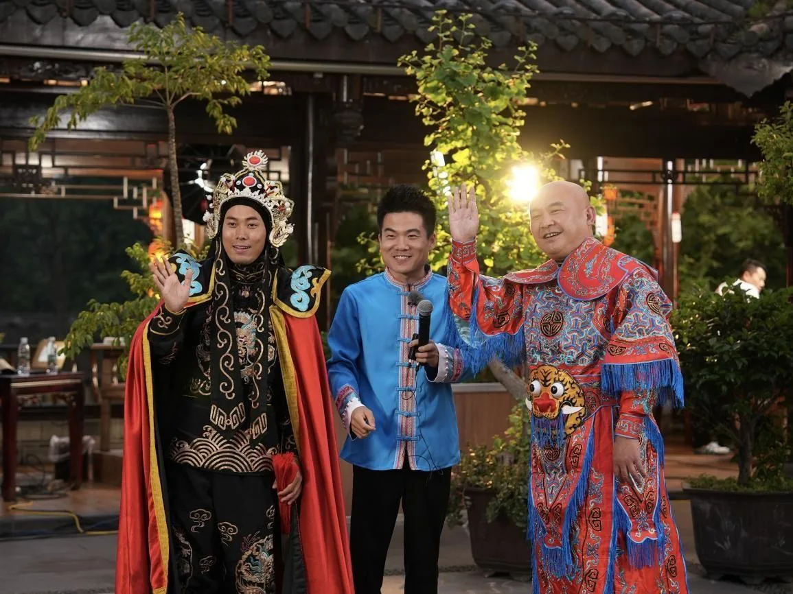 哪些四川好物在“东方甄选”直播间最抢手?