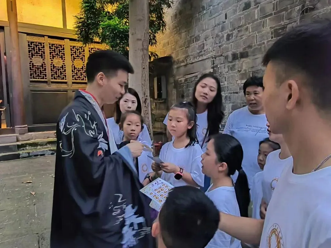 泸州叙永 夜游春秋祠文化传承活动顺利举办