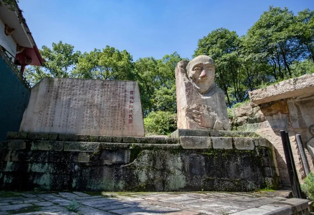 仙境!摩崖石刻、十八罗汉、千手观音,“江南小桂林”藏不住了