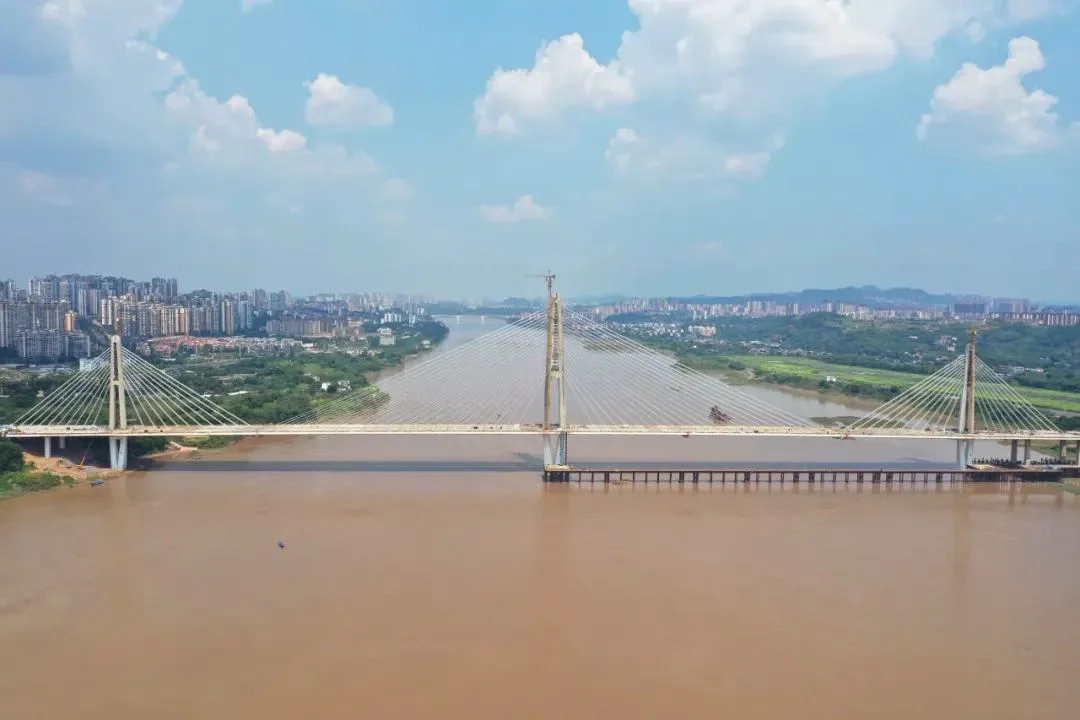 泸州长江六桥夜景方案出炉,形如“莲花合掌”