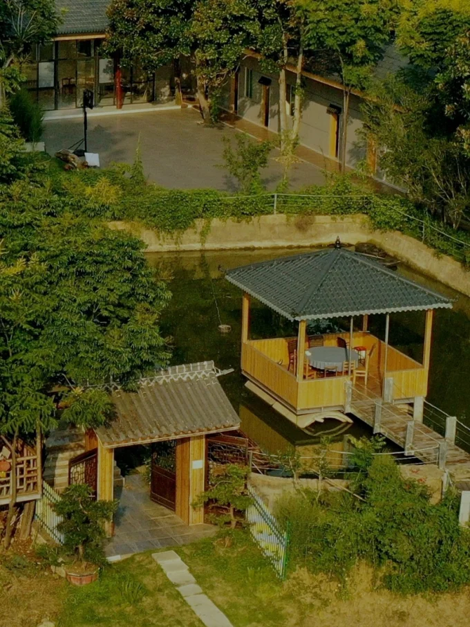 芙蓉四季【“村”游攻略】出城5分钟,这处水墨山村值得你来一次溯溪