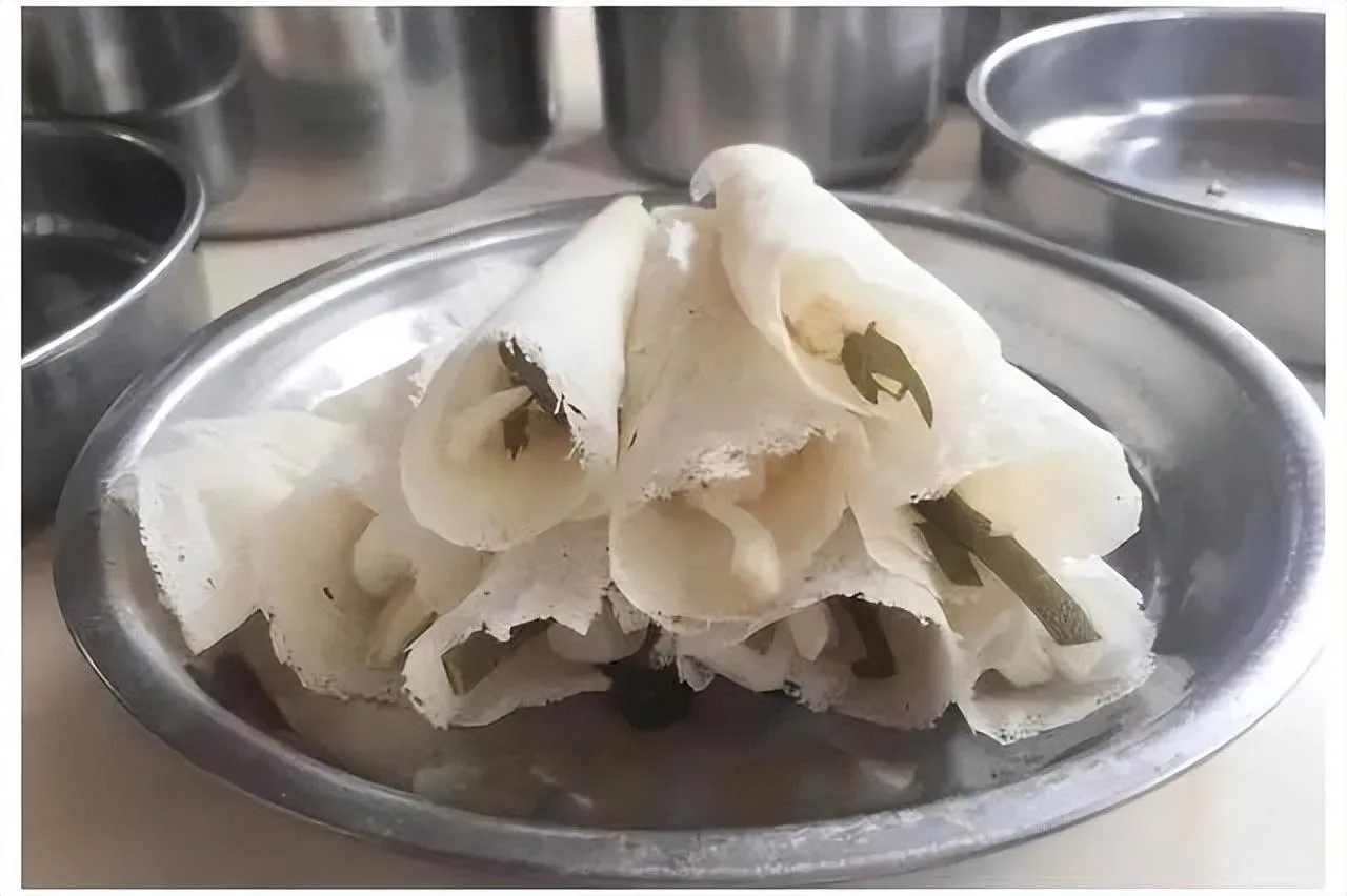 有一种舌尖上的乡愁,叫“叙永葱葱卷”