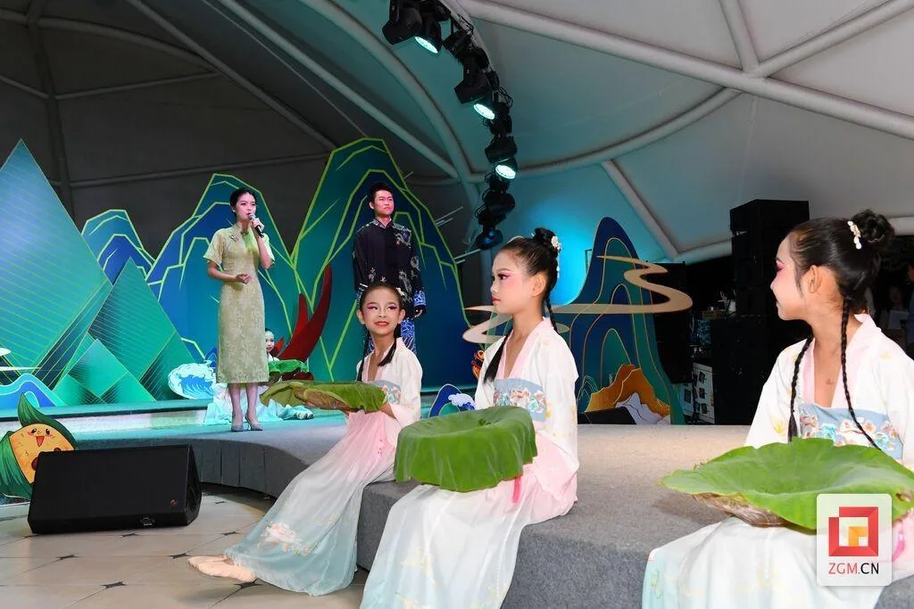 一场持续了十载的“诗意之约”在自贡上演!