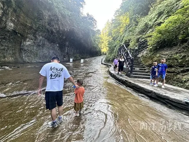 体育+旅游!内江这个一站式休闲度假新地标火“出圈”(图5) 微信图片_20240820085515.jpg