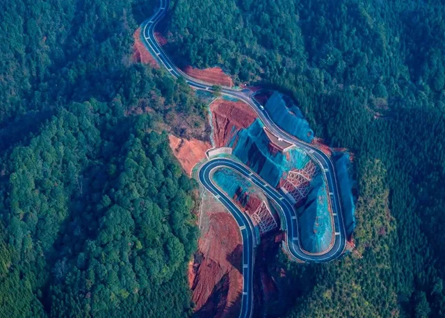 泸州这条乡村公路美出圈!(图10) 10.jpg