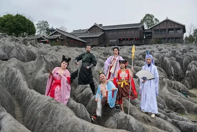 哪吒家乡官宣!看《哪吒2》可免门票游蜀南竹海、兴文石海景区(图9) 9.jpg