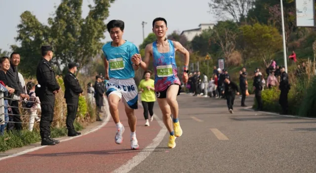 3月22日 | 2025年“港鑫苑杯”龙马潭区松滩湖欢乐跑定档(图5) 5.jpg