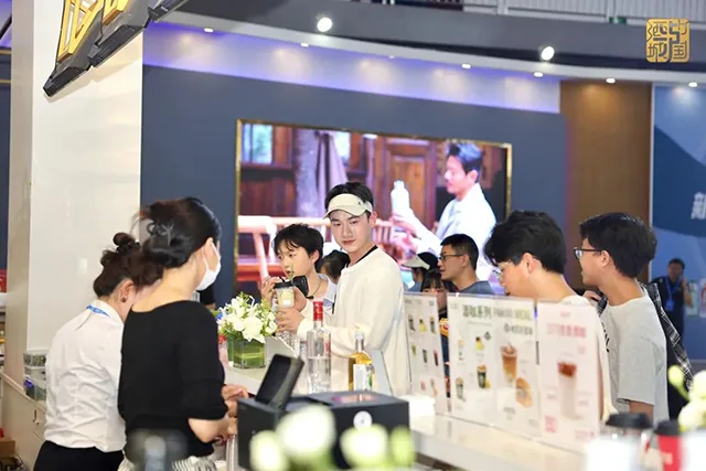 酒博会买不停逛不够丨本届展会最后一天,“扫货”提醒来了(图7) 640-(6).jpg