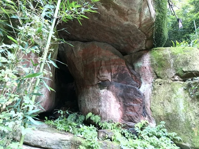 叙永四普动态|江门镇新发现一处观音摩崖造像文物(图1) 江门1.jpg