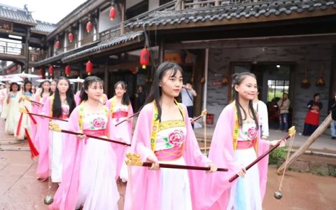 穿越宋朝、live演出、精彩马戏……五一来泸州，超多活动等你打卡！