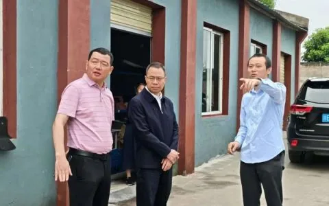 泸县县委副书记吕先莅临蜀汉堂健康产业园指导工作