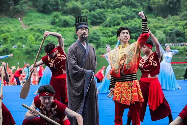 直击!宜宾这场龙舟赛好闹热!(图13) 13.jpg