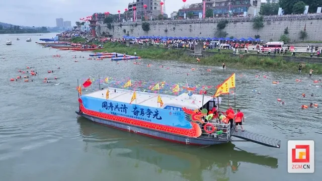 疯狂刷屏!自贡这场龙舟赛好闹热!(图10) 10.jpg
