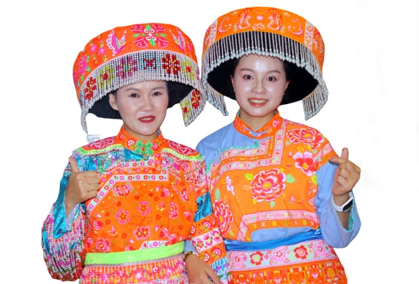2025 古蔺・箭竹苗家风情节启幕 五天盛宴绘就民族团结新画卷(图8) 微信图片_20250826170230_10_3912_副本111.png