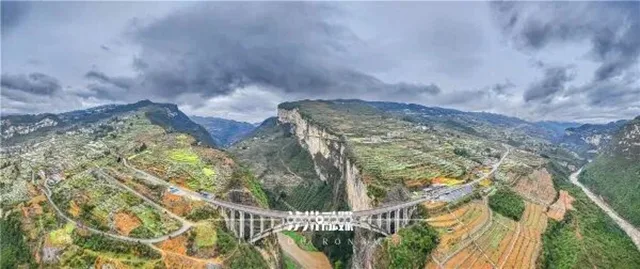 一桥连通三省,叙永水潦冰脆李红火出山(图1) 水1.jpg