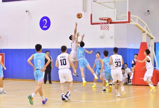 “奔跑吧·少年”“酒城麒麟杯” 泸州市第三届青少年校园体育联赛篮球冠军赛圆满落幕(图3) 球3.png