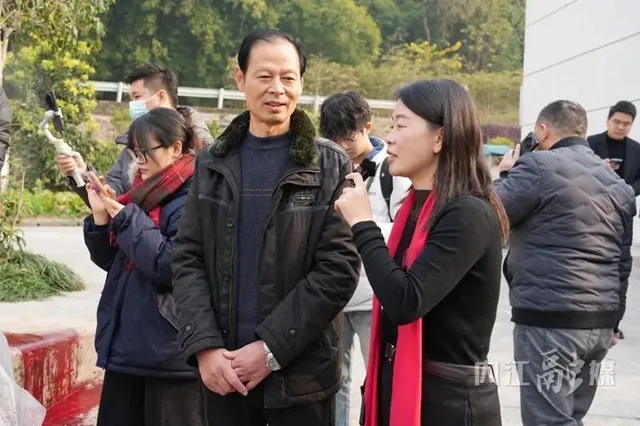 这碗刨猪汤，合川没吃上，内江补起了！近50万人围观！
