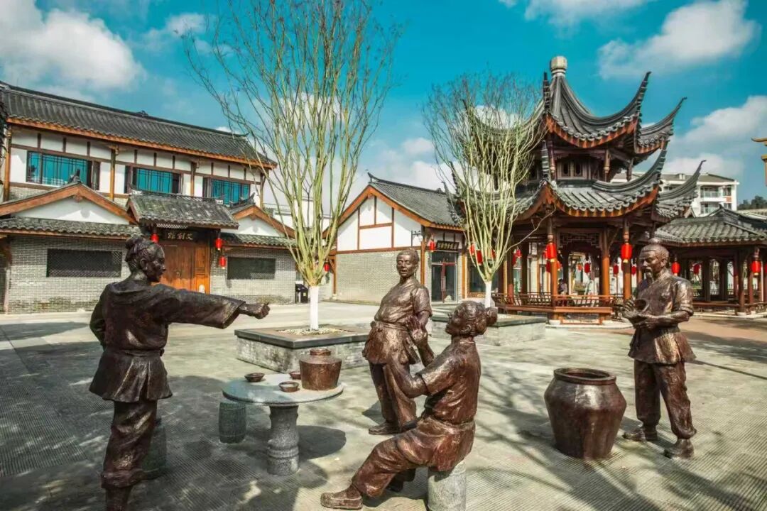 泸宜一日漫游｜追非遗伞韵，赴万亩竹海，解锁川南治愈时光