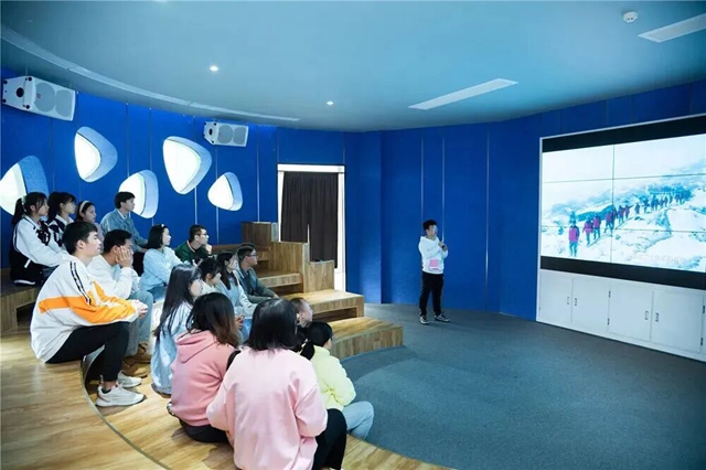 拿好准考证!高考学子暑期来泸专属福利来袭(图9) 玩9.jpg